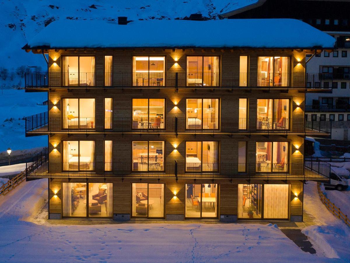 Red Fox Lodge ブレウイル・チェルヴィナイア エクステリア 写真
